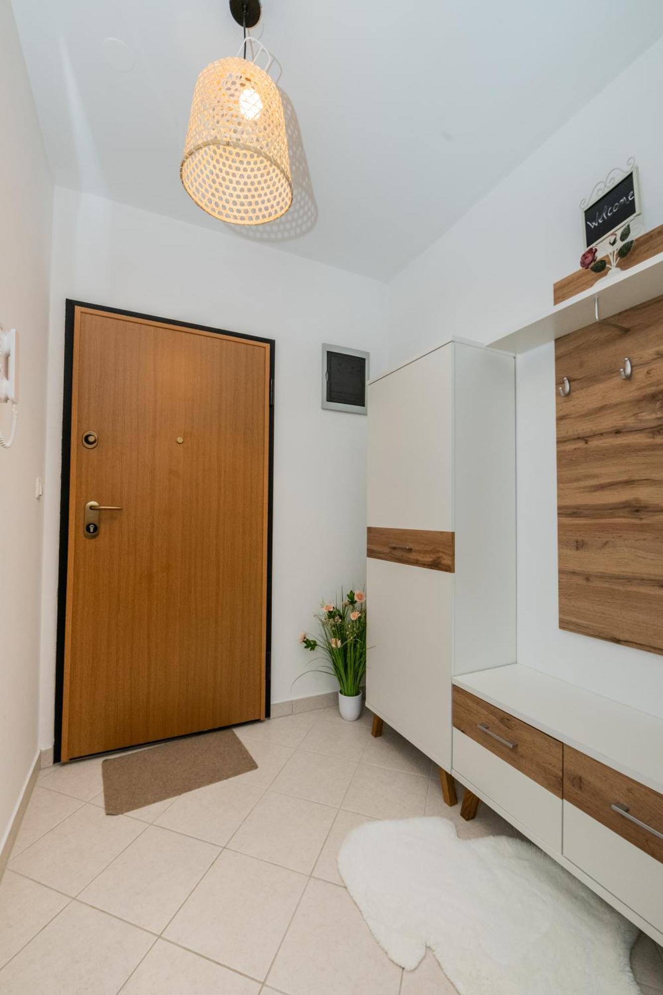 Sun Island Apartment Trogir Exteriör bild