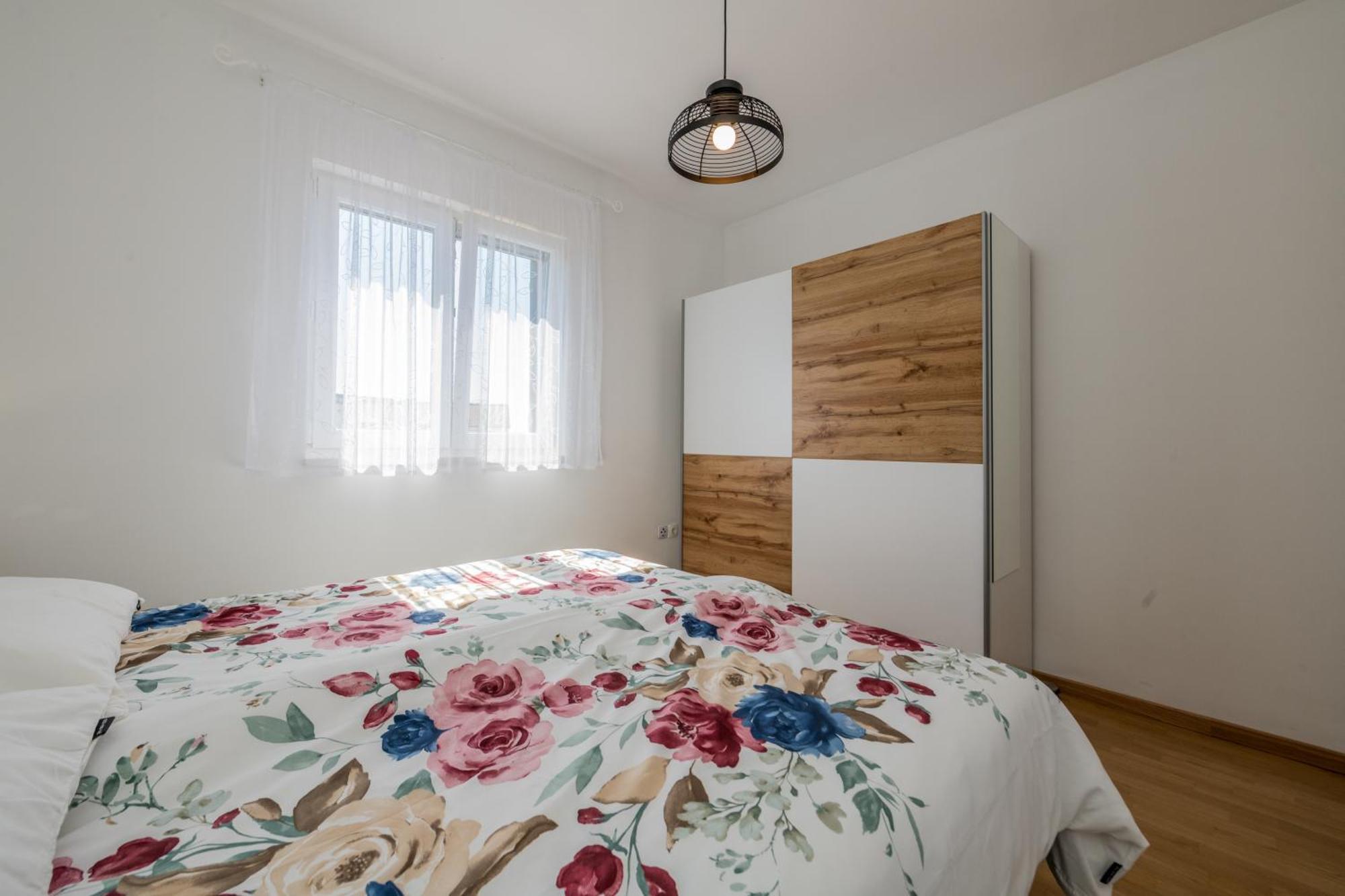 Sun Island Apartment Trogir Exteriör bild