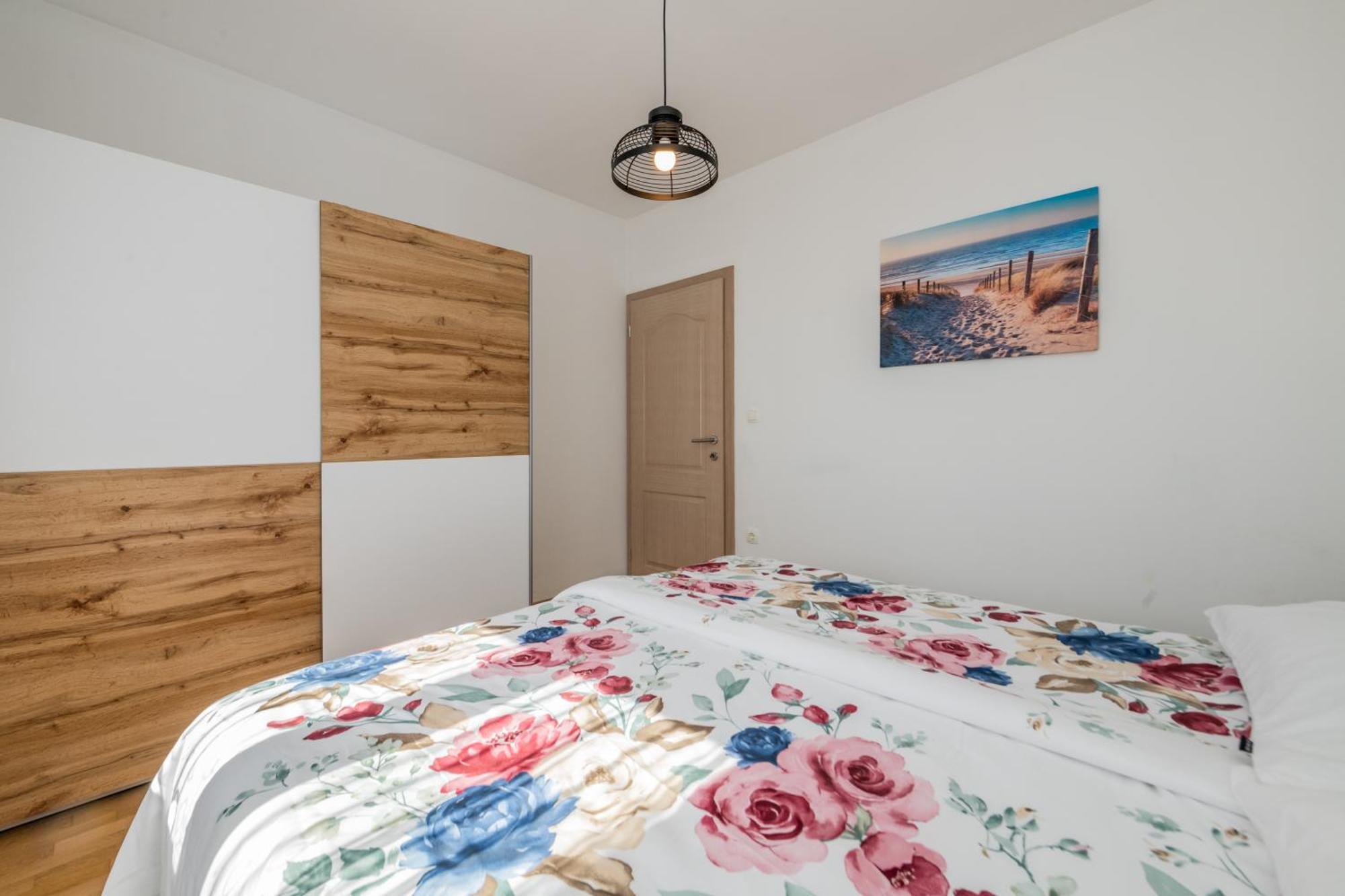 Sun Island Apartment Trogir Exteriör bild